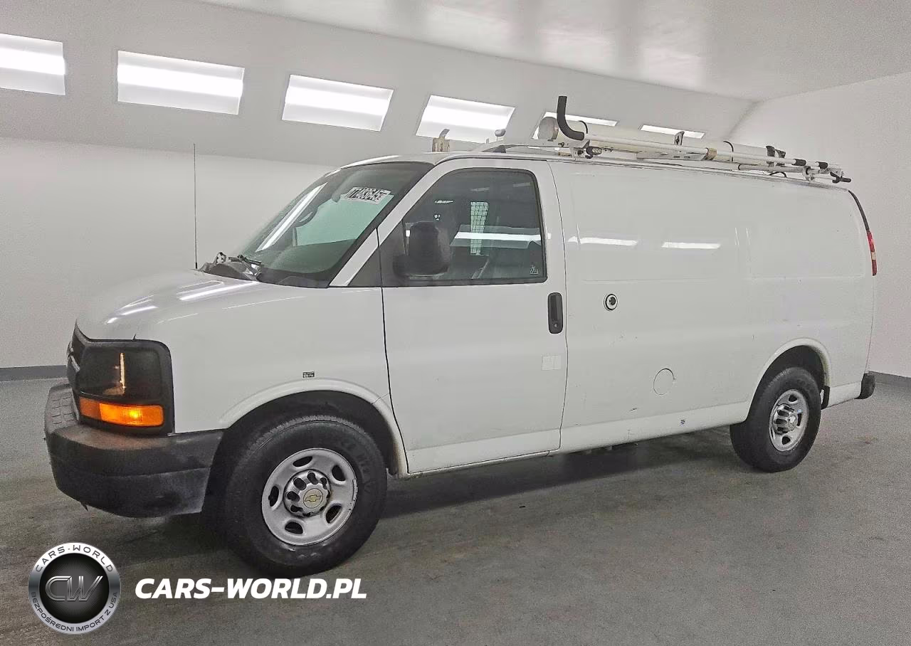 2013 Chev Express G2500