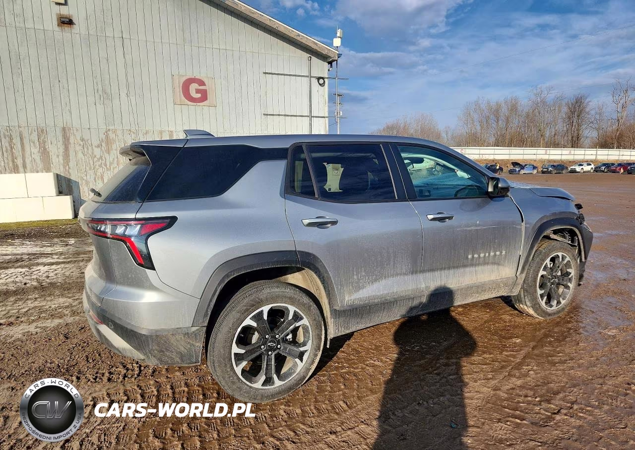 2025 Chevrolet Equinox Lt VIN:3GNAXPEG3SL260971 - 3