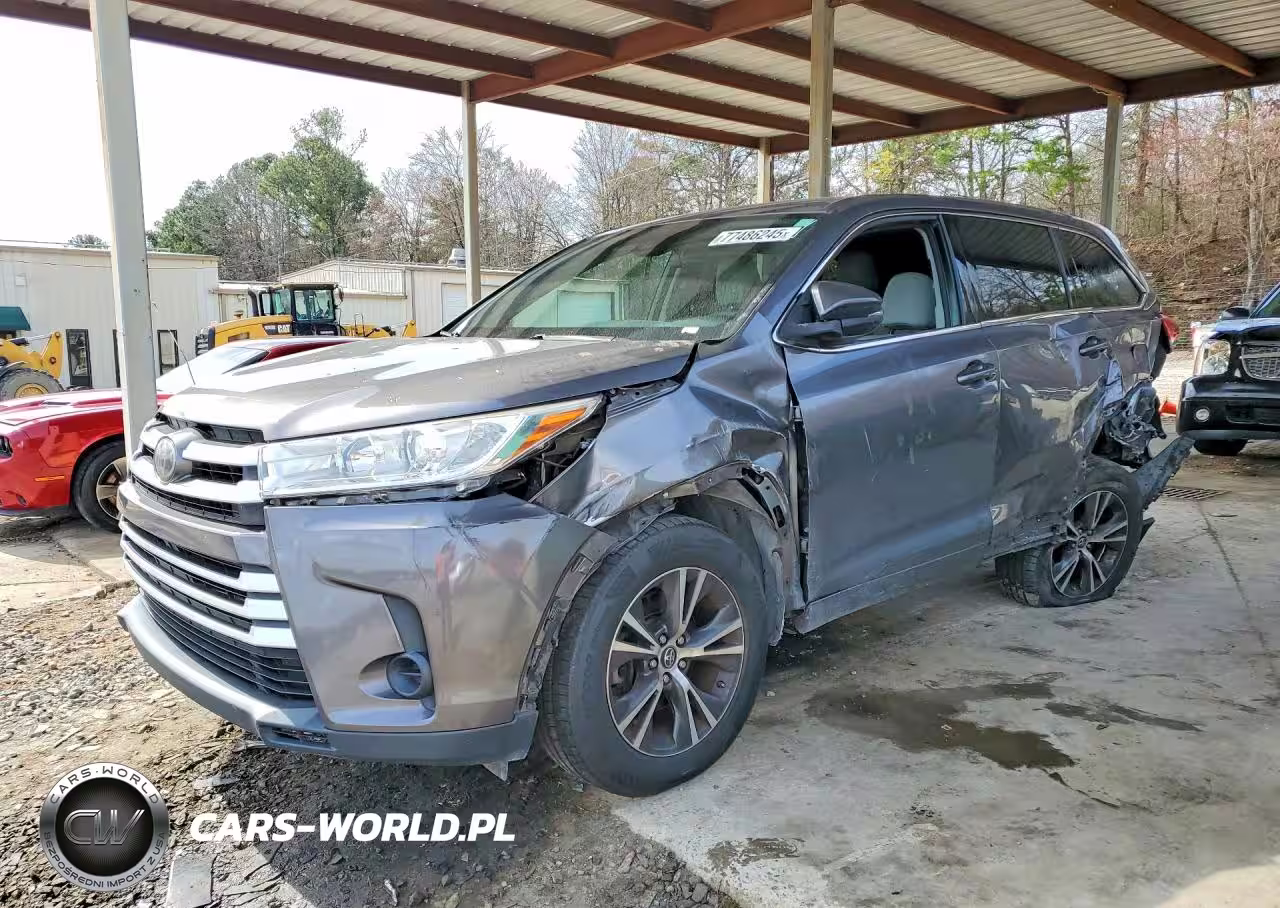 2017 Toyota Highlander Le