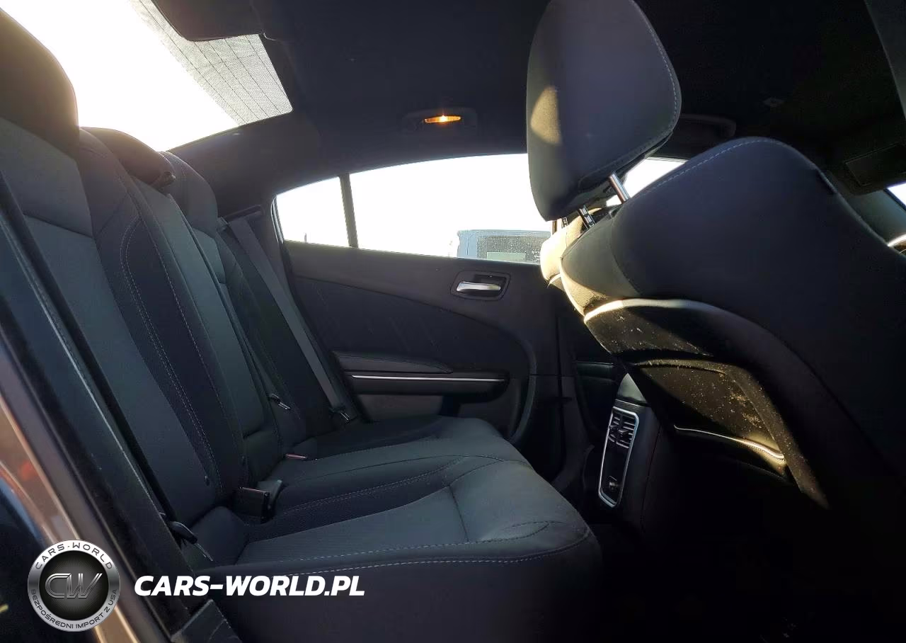 2019 Dodge Charger Sxt VIN:2C3CDXBG2KH754606 - 10