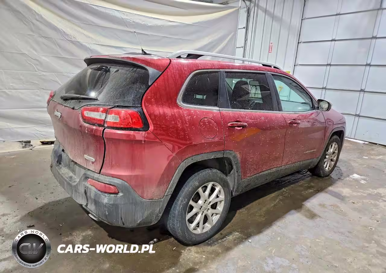 2014 Jeep Cherokee Latitude VIN:1C4PJLCS5EW143072 - 3