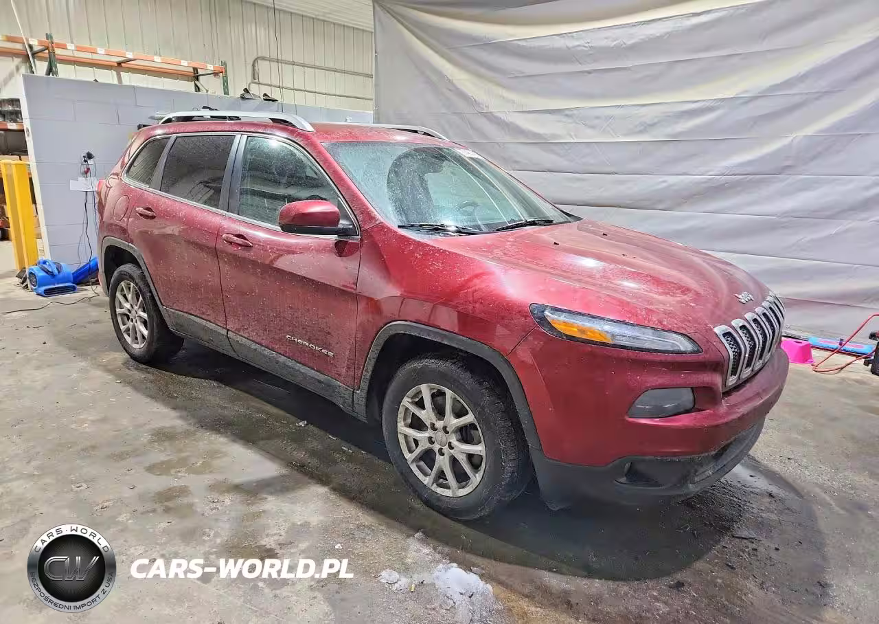 2014 Jeep Cherokee Latitude VIN:1C4PJLCS5EW143072 - 4
