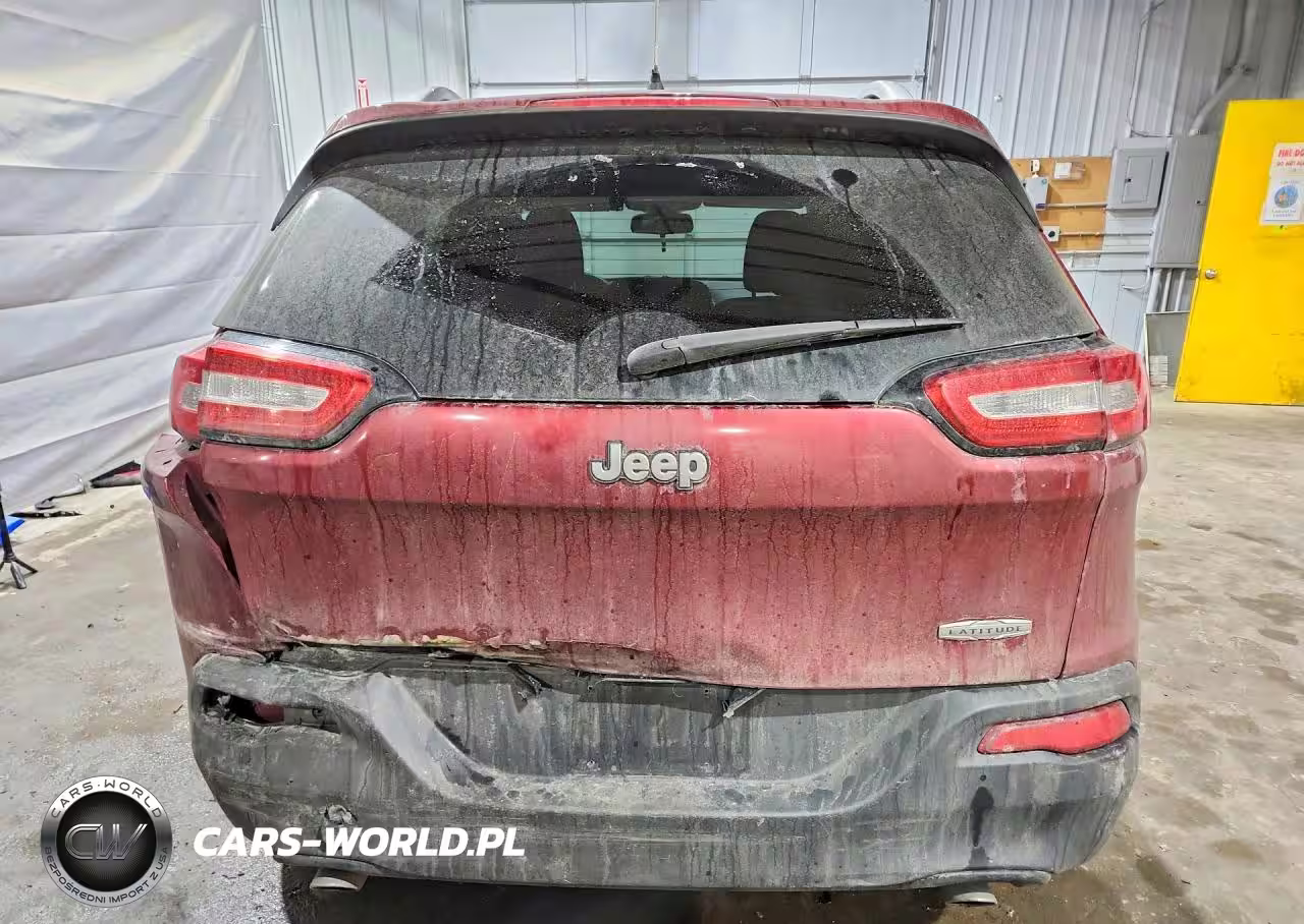 2014 Jeep Cherokee Latitude VIN:1C4PJLCS5EW143072 - 6