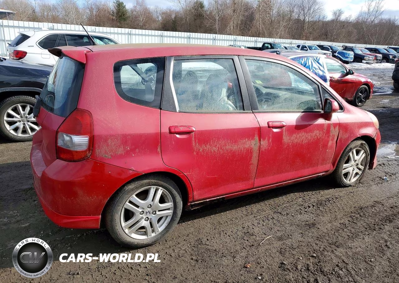 2008 Honda Fit Sport VIN:JHMGD38658S007957 - 3