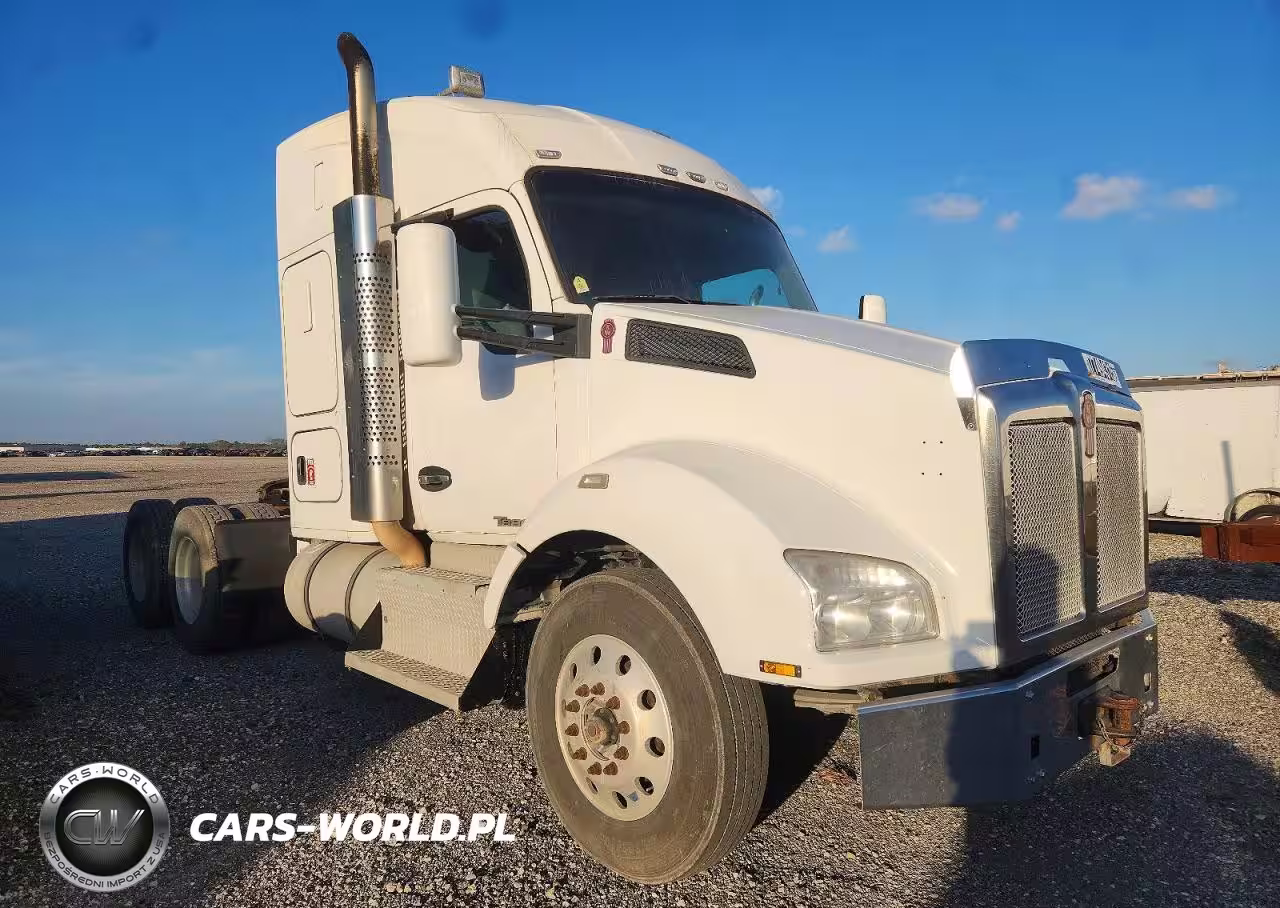 2017 Kenworth T880 Semi Truck