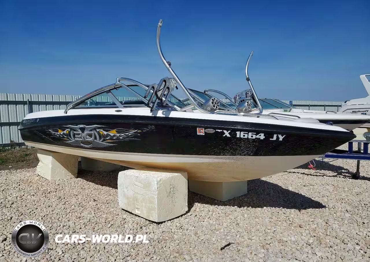 2004 Mastercraft Boat - Boat