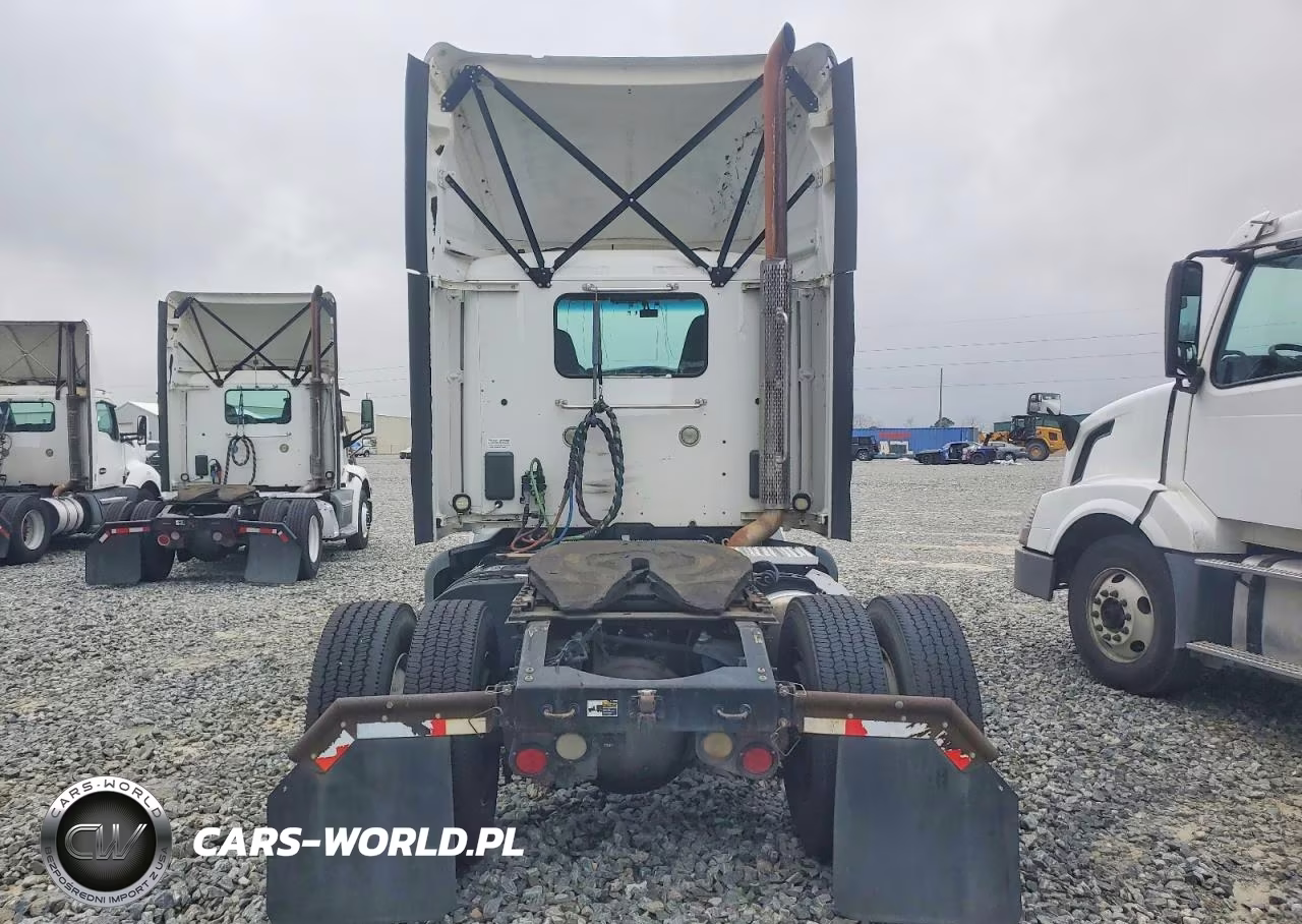 2017 Peterbilt 579 Semi Truck VIN:1XPBA48X6HD428477 - 6