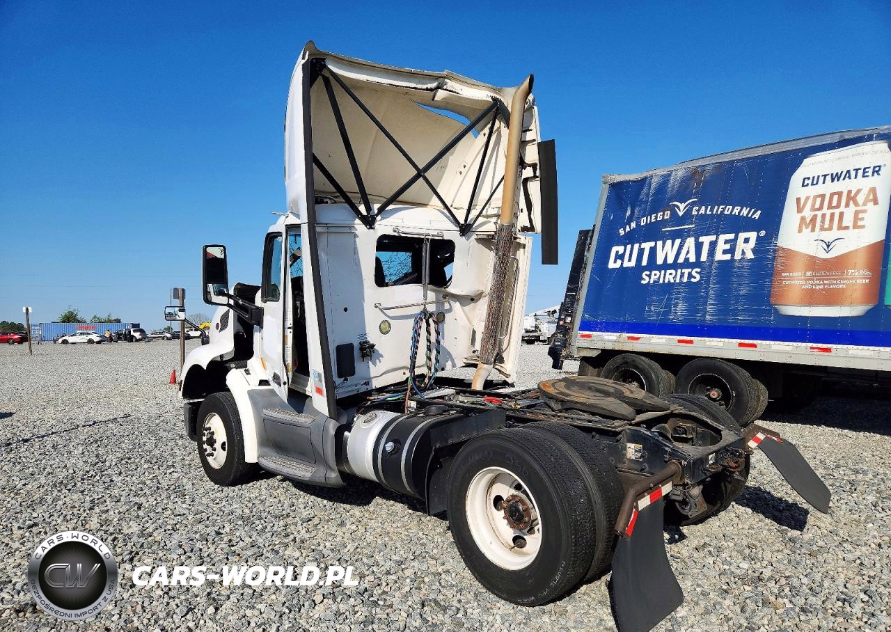 2019 Peterbilt 579 Semi Truck VIN:1XPBA48X8KD600175 - 3