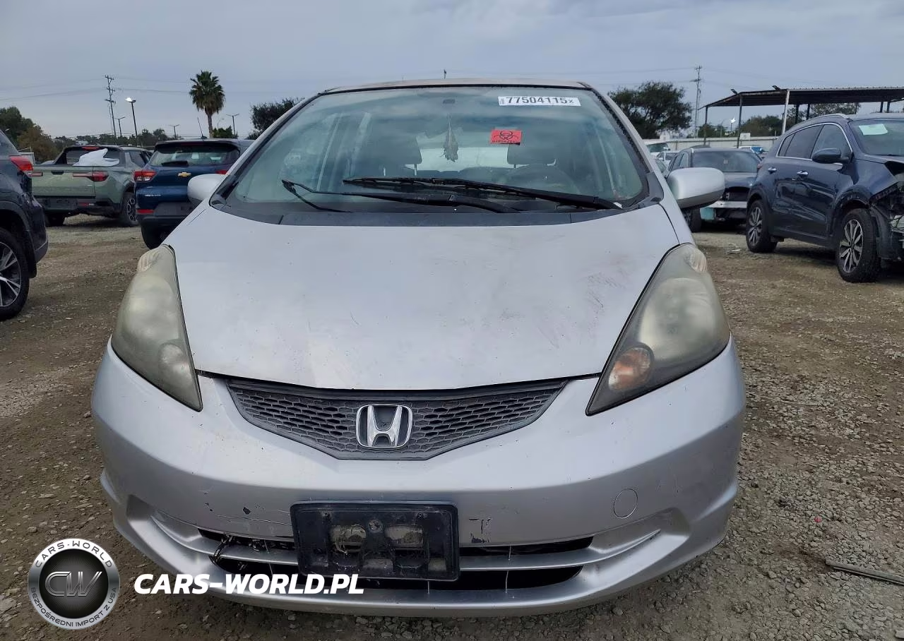2012 Honda Fit VIN:JHMGE8H39CS000793 - 5
