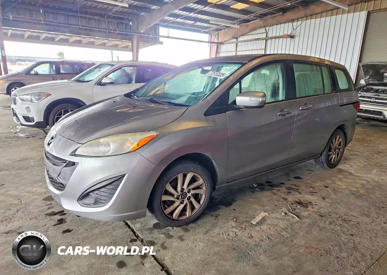 2014 Mazda 5 Sport