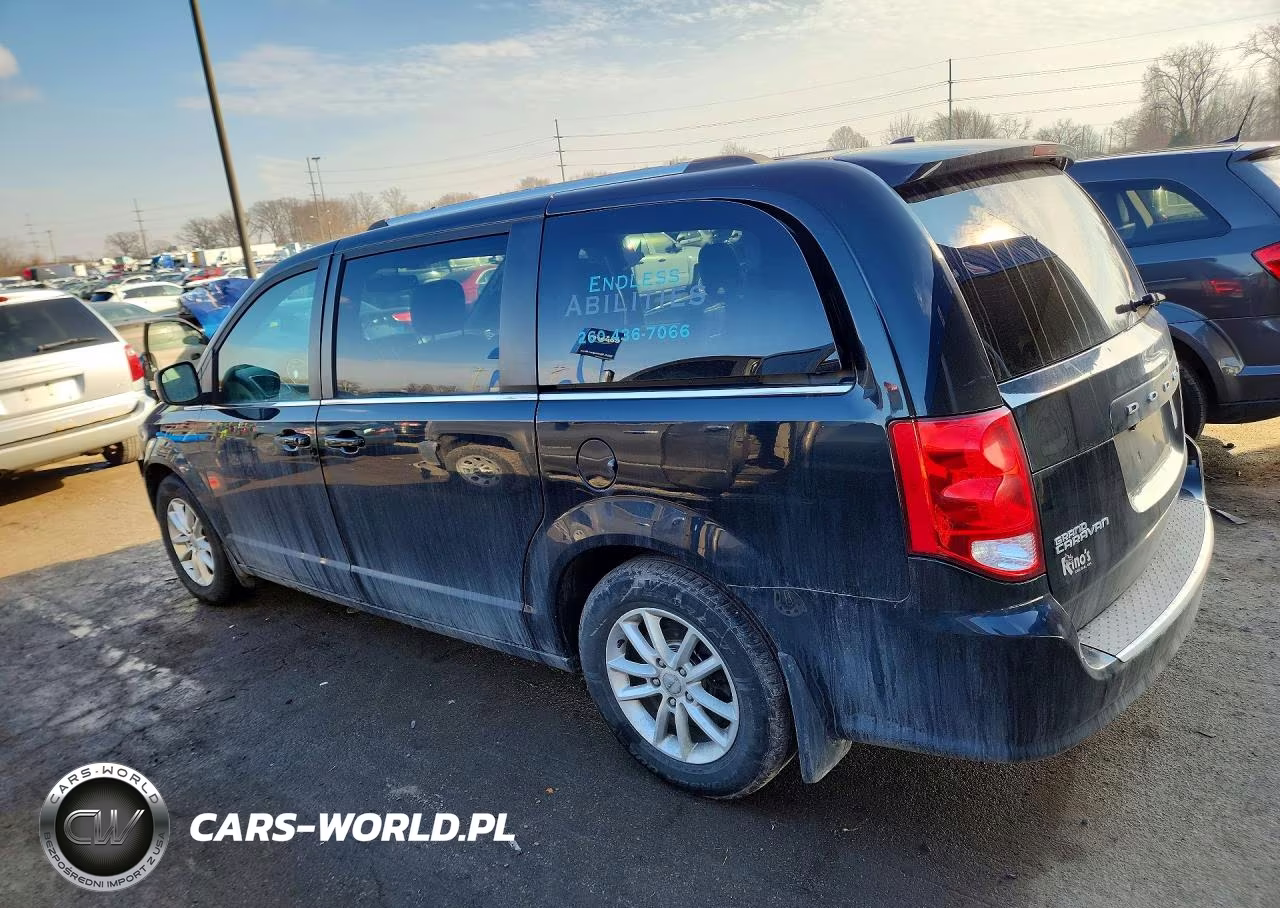 2018 Dodge Grand Caravan VIN:2C4RDGCG0JR266557 - 2