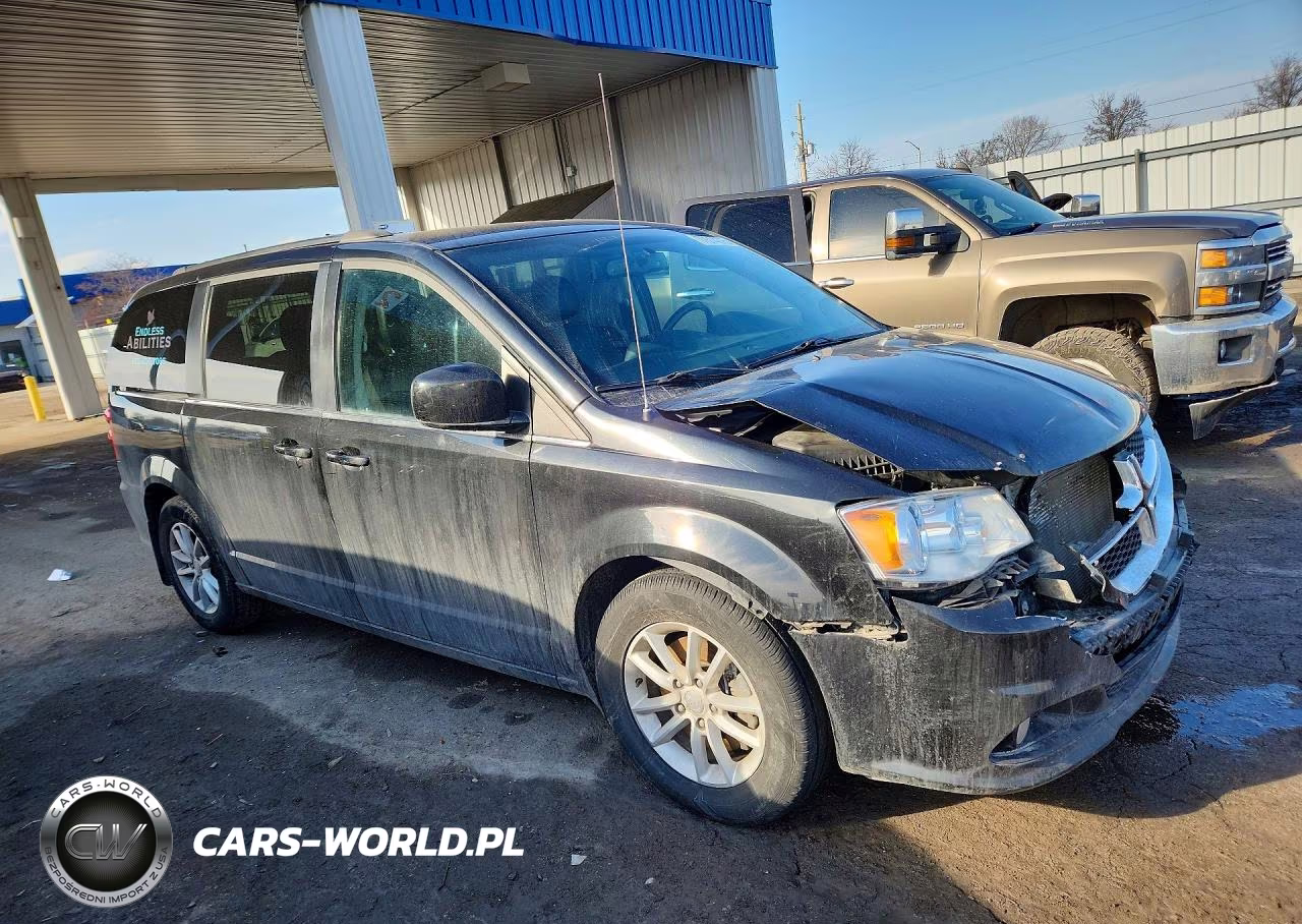 2018 Dodge Grand Caravan VIN:2C4RDGCG0JR266557 - 4