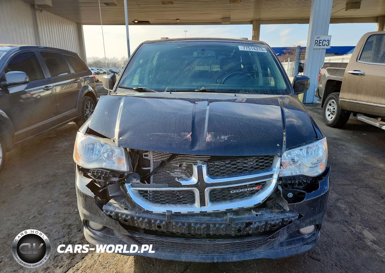 2018 Dodge Grand Caravan VIN:2C4RDGCG0JR266557 - 5