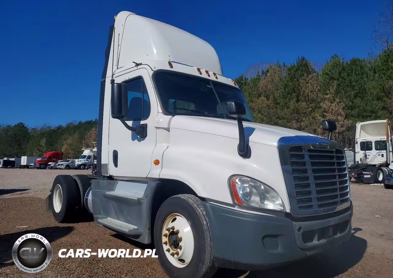 2016 Freightliner Cascadia 125 Semi Truck