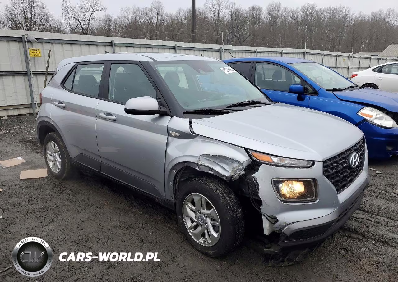 2021 Hyundai Venue Se VIN:KMHRB8A39MU068347 - 4