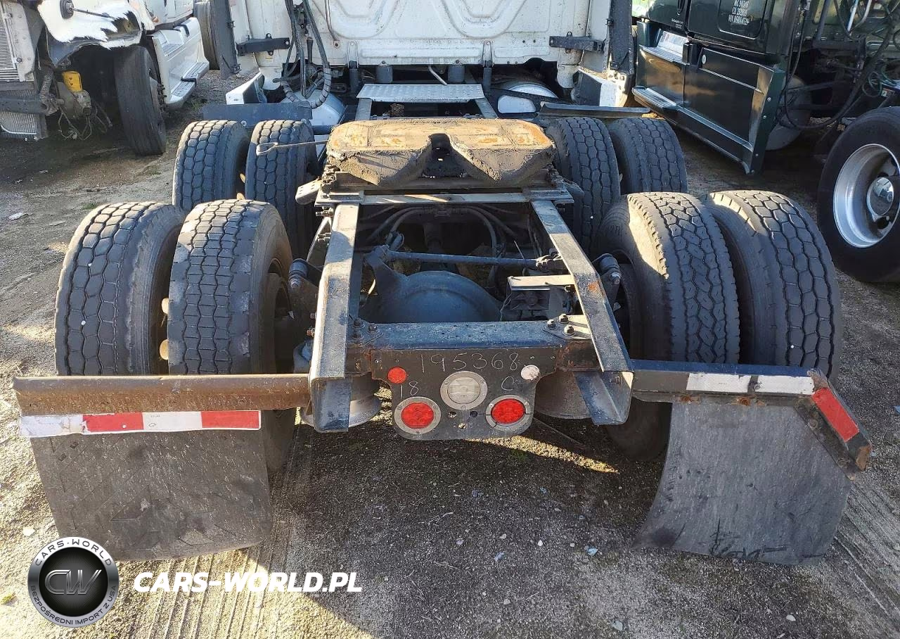 2018 Freightliner Cascadia 126 VIN:3AKJHHFG9JSJJ1479 - 9