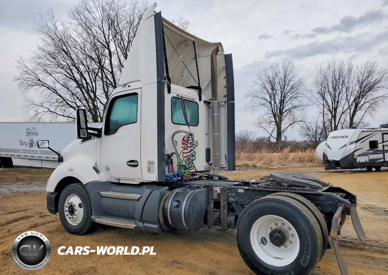 2016 Kenworth T680 Semi Truck VIN:1XKYA48X7GJ496335 - 3