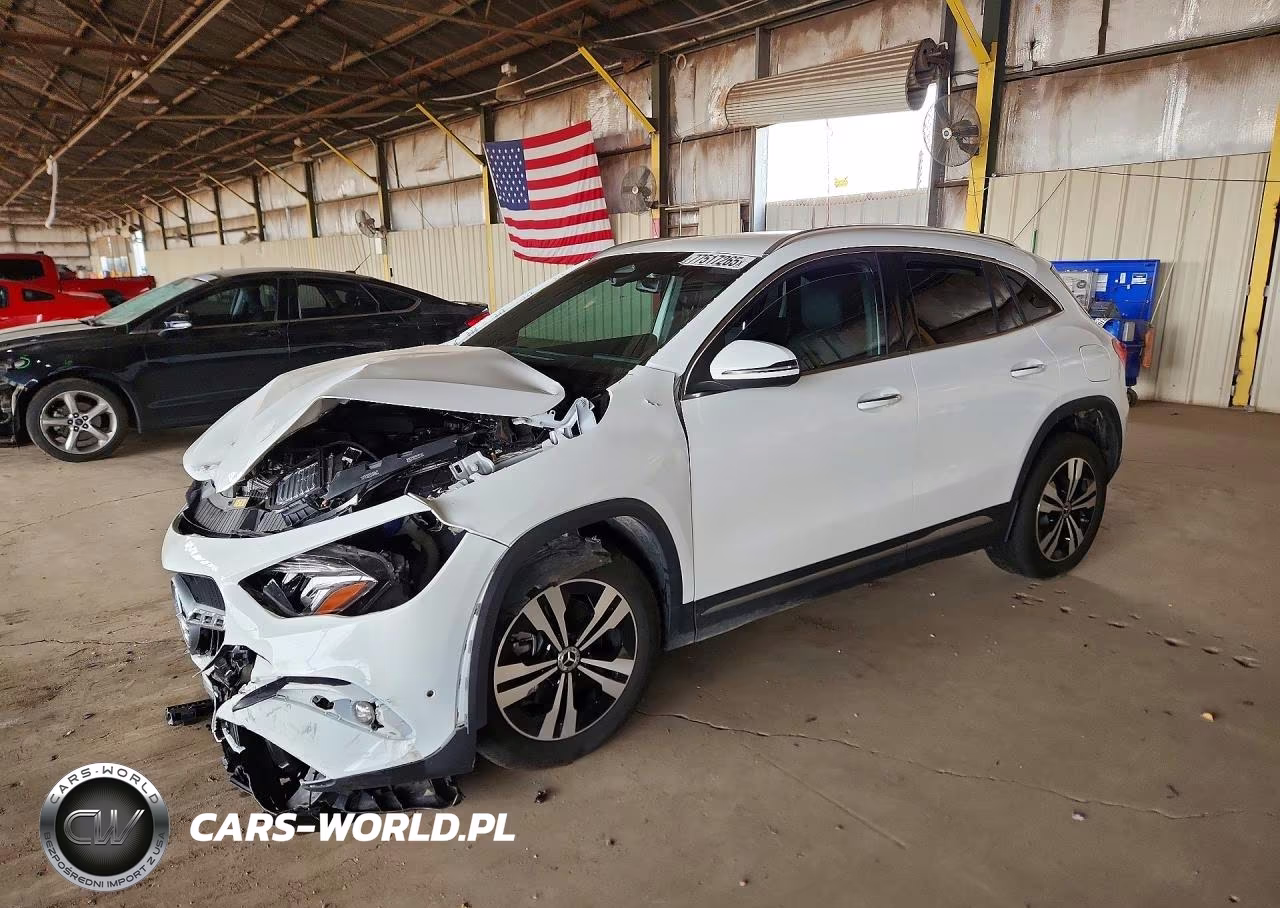2025 Mercedes-Benz Gla 250 – zdjęcie 1 z 13