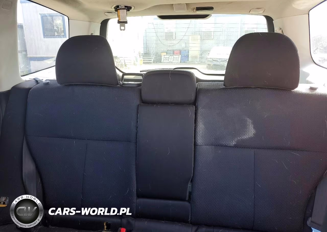 2011 Subaru Forester 2.5X Premium VIN:JF2SHADC5BH733579 - 10