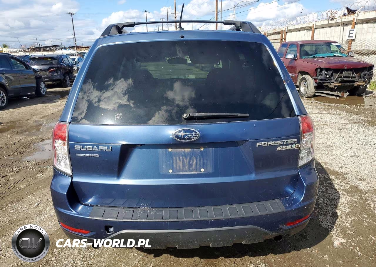 2011 Subaru Forester 2.5X Premium VIN:JF2SHADC5BH733579 - 6