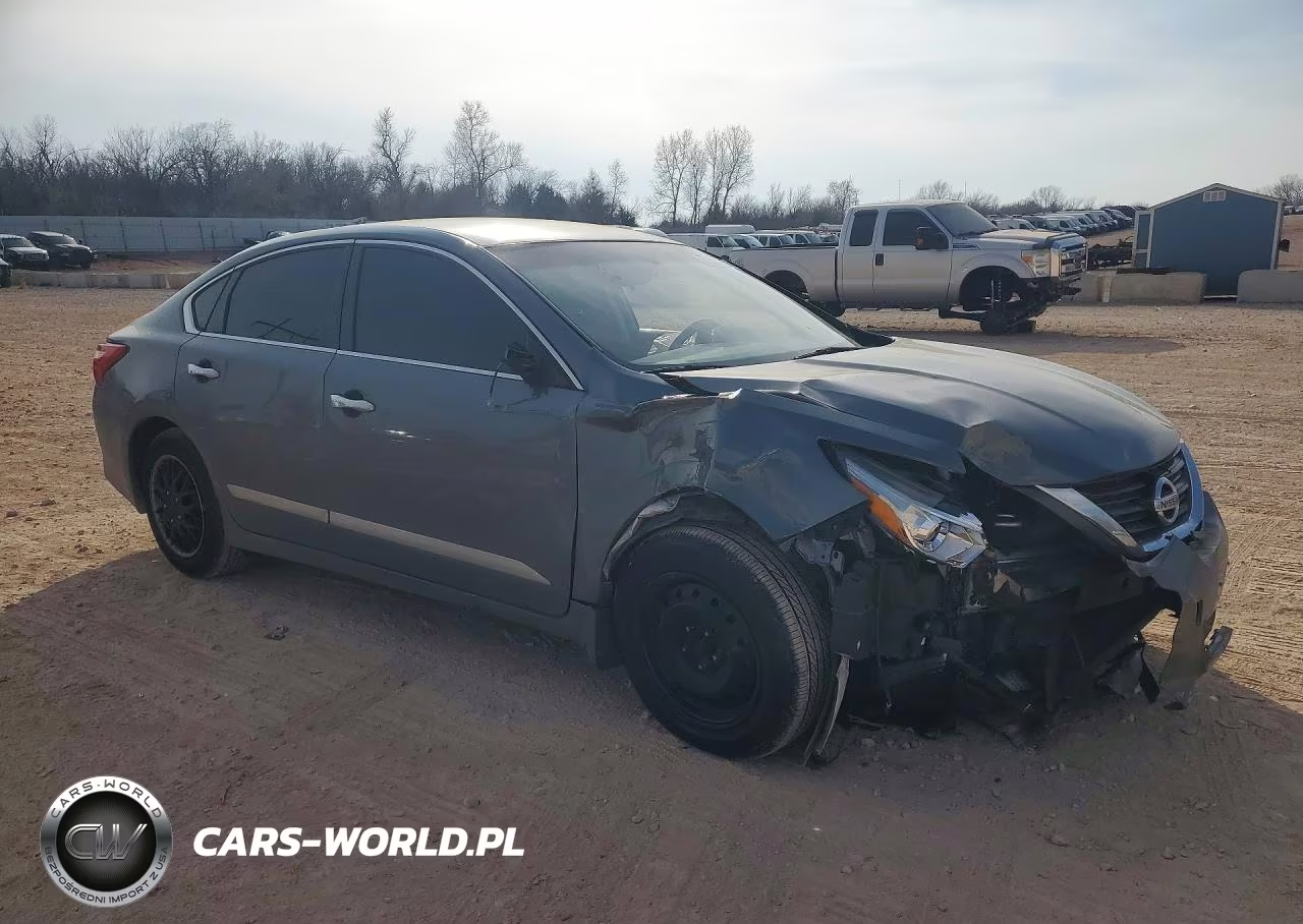 2017 Nissan Altima 2.5 VIN:1N4AL3AP4HN347604 - 4