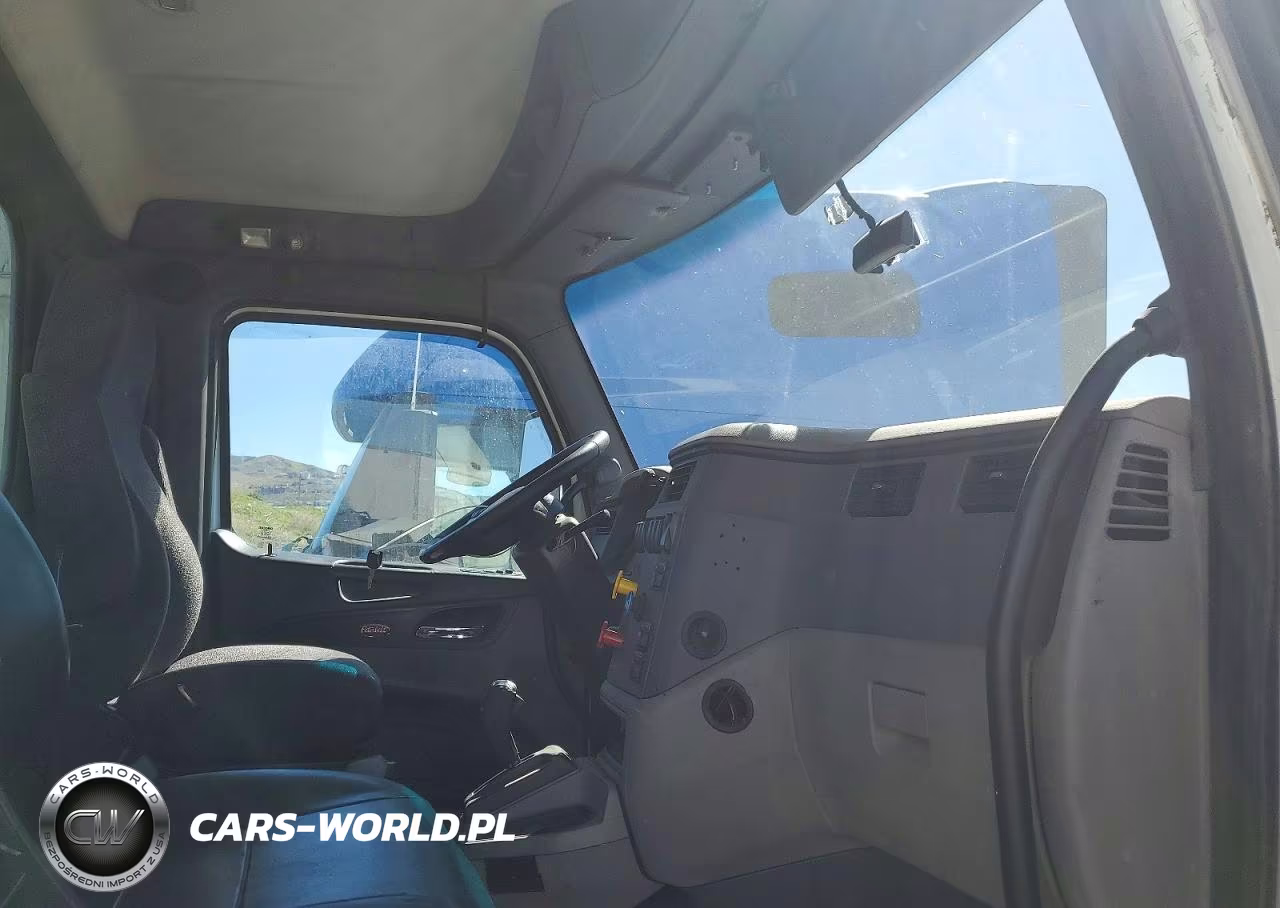 2017 Peterbilt 579 VIN:1XPBD49X9HD430858 - 5