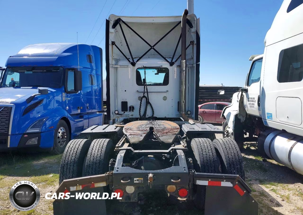 2017 Peterbilt 579 VIN:1XPBD49X9HD430858 - 6