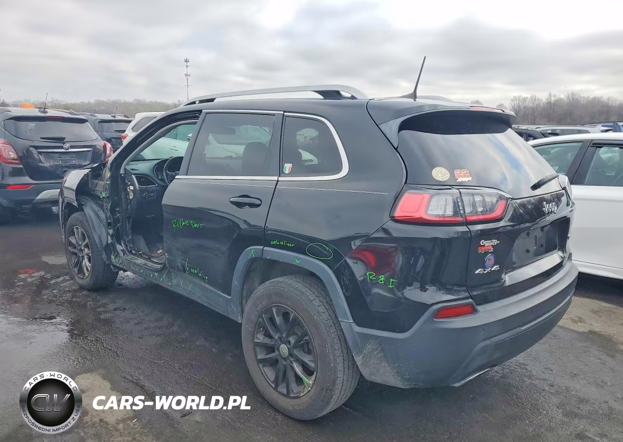 2019 Jeep Cherokee Latitude Plus VIN:1C4PJMLXXKD413678 - 2