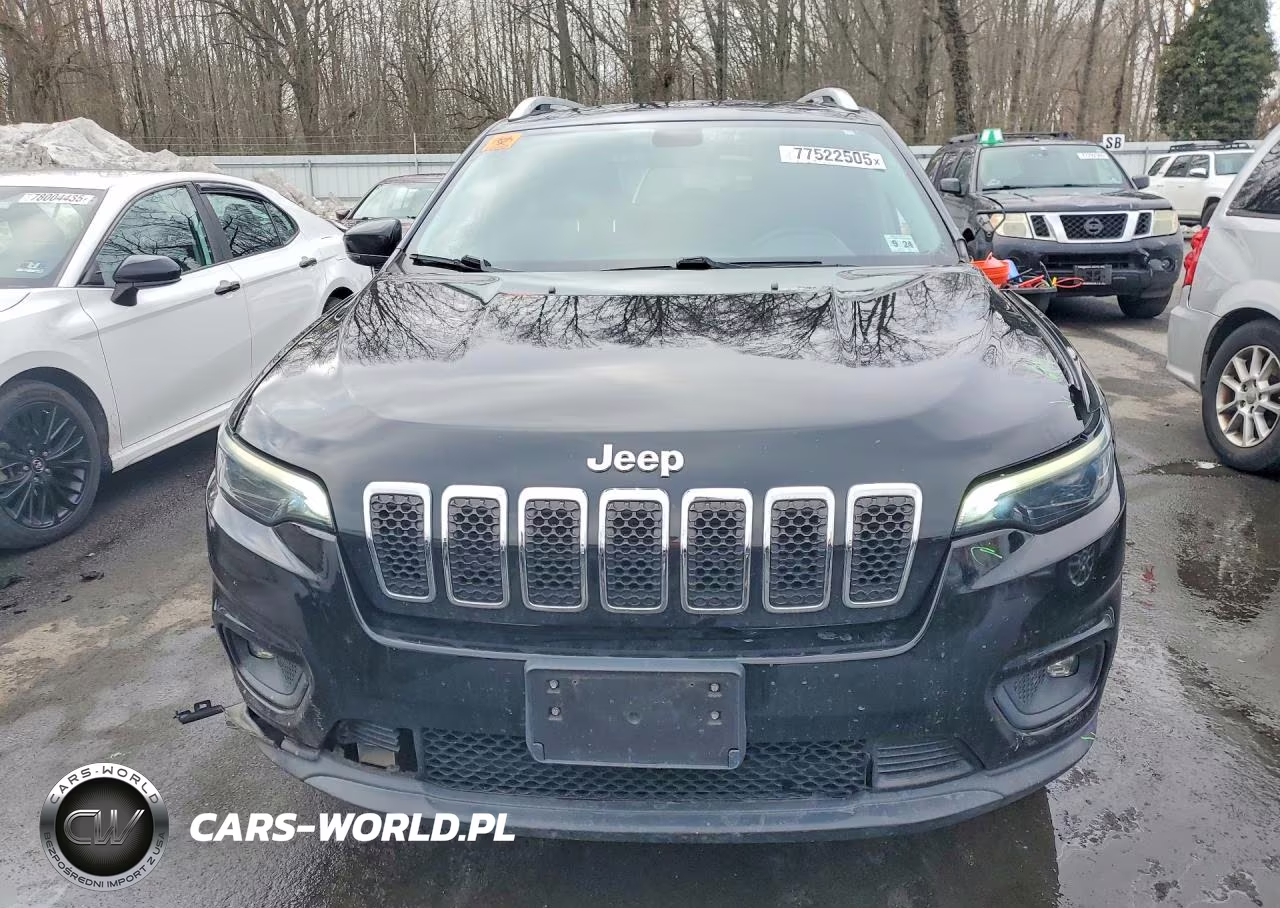 2019 Jeep Cherokee Latitude Plus VIN:1C4PJMLXXKD413678 - 5