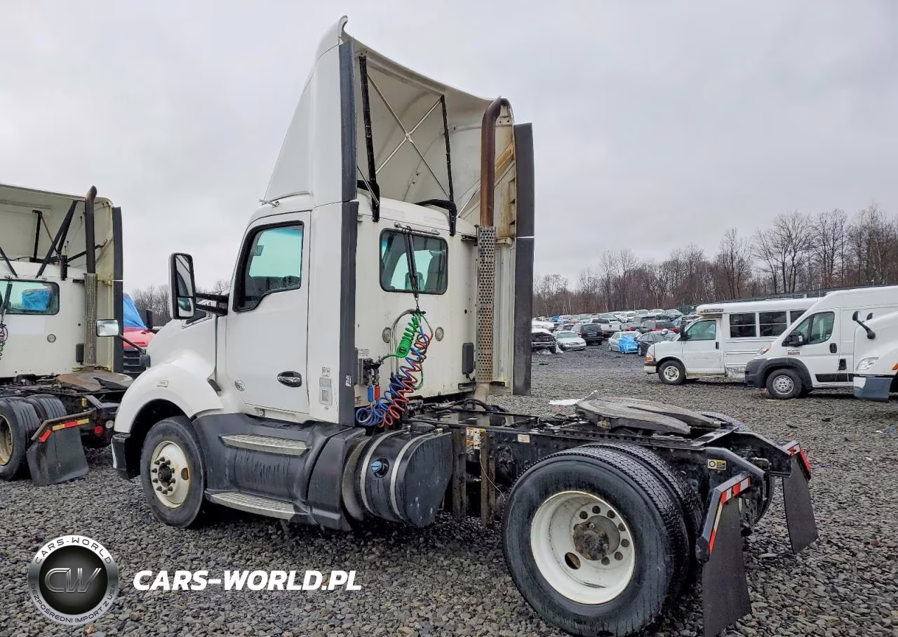 2016 Kenworth T680 Semi Truck VIN:1XKYA48X9GJ119182 - 3