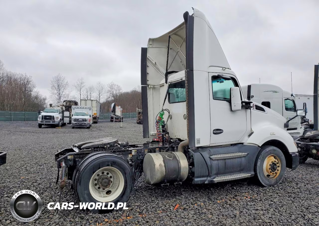 2016 Kenworth T680 Semi Truck VIN:1XKYA48X9GJ119182 - 4