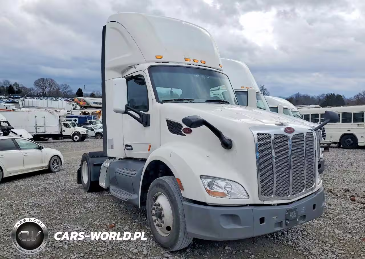 2019 Peterbilt 579 Semi Truck