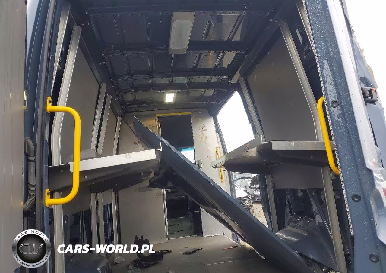 2019 Mercedes Benz Sprinter 2500 Delivery Van VIN:WD4PF0CDXKP030845 - 10