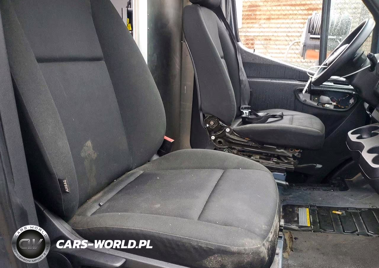 2019 Mercedes Benz Sprinter 2500 Delivery Van VIN:WD4PF0CDXKP030845 - 11