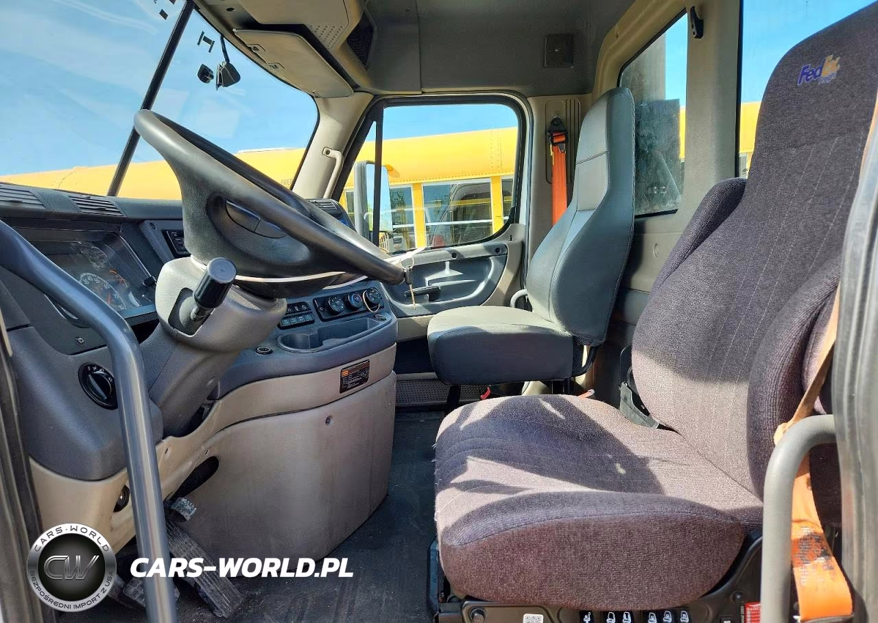 2016 Freightliner Cascadia 125 Semi Truck VIN:1FUBGEDV3GLHC5762 - 5