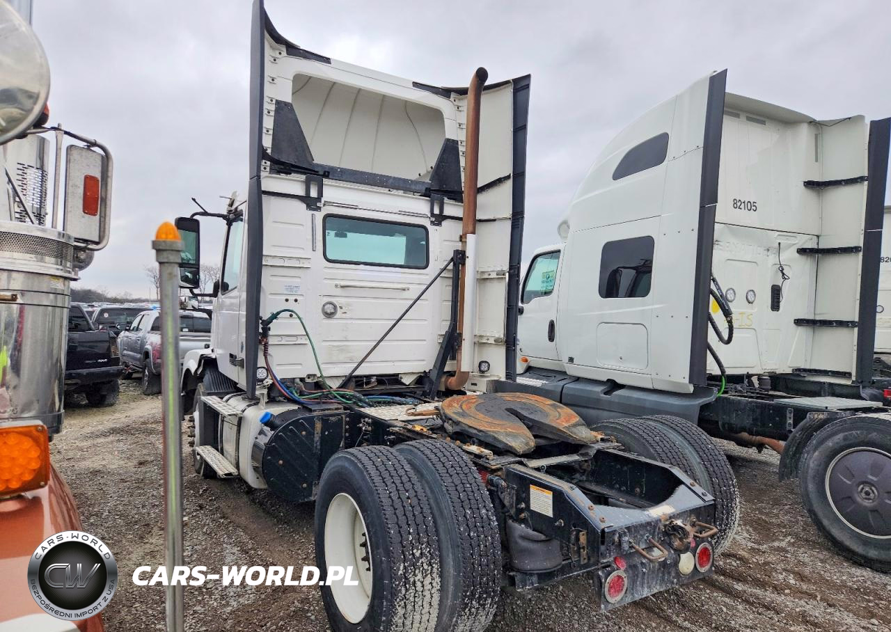 2017 Volvo Vnl Semi Truck VIN:4V4N39TG6HN988043 - 3