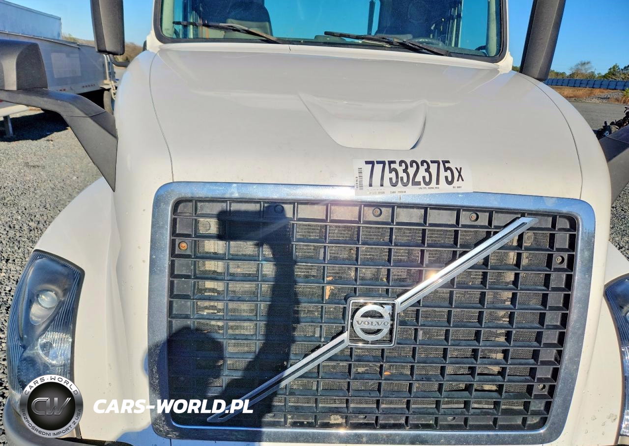 2017 Volvo Vnl Semi Truck VIN:4V4N39TG5HN988082 - 9