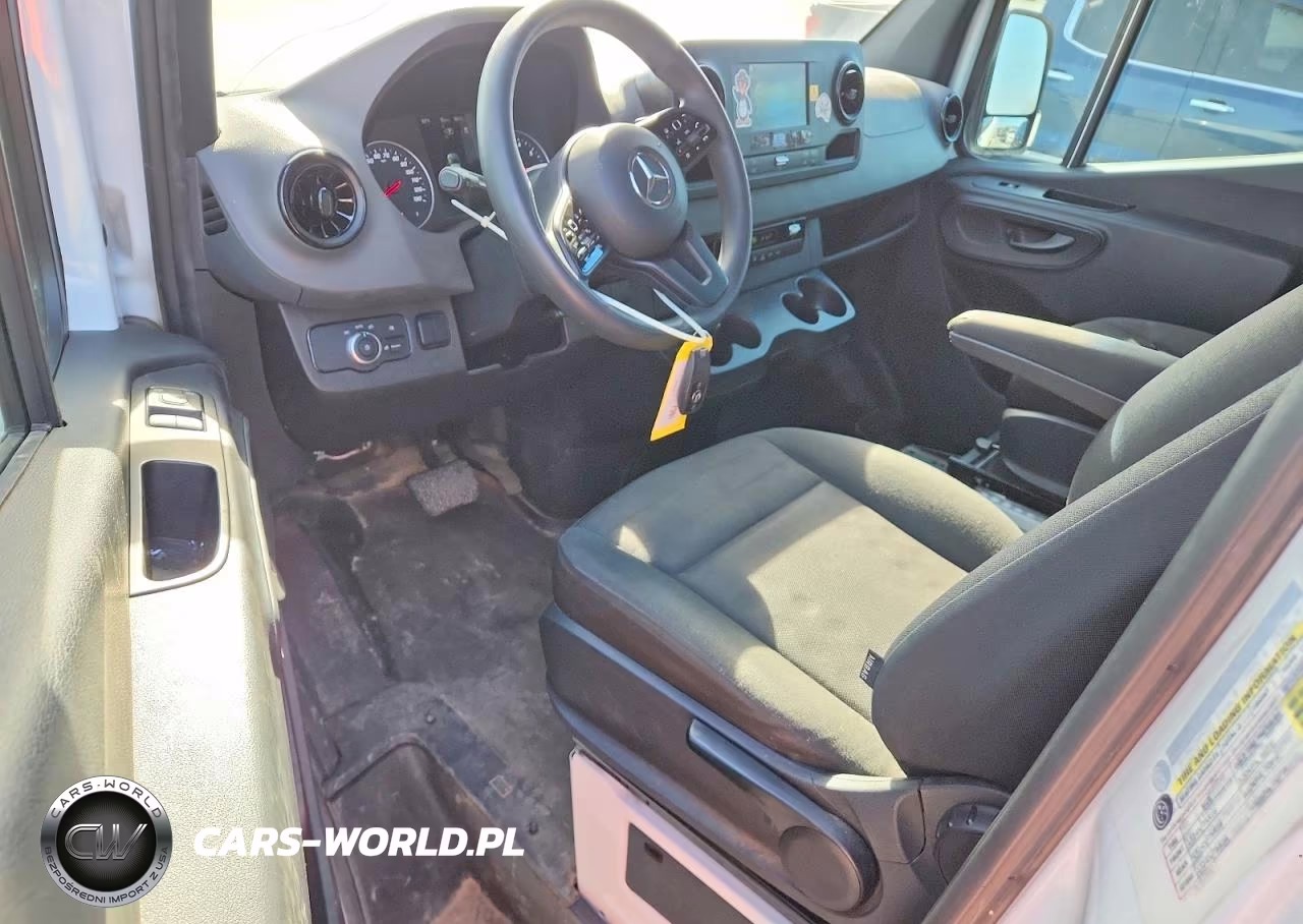 2023 Mercedes Benz Sprinter 2500 VIN:W1W40BHYXPT158656 - 8
