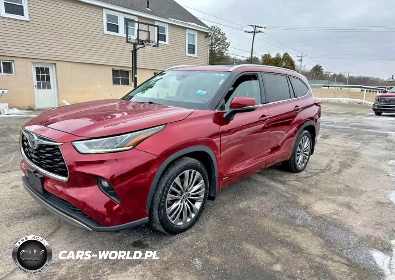 2022 Toyota Highlander Hybrid Platinum