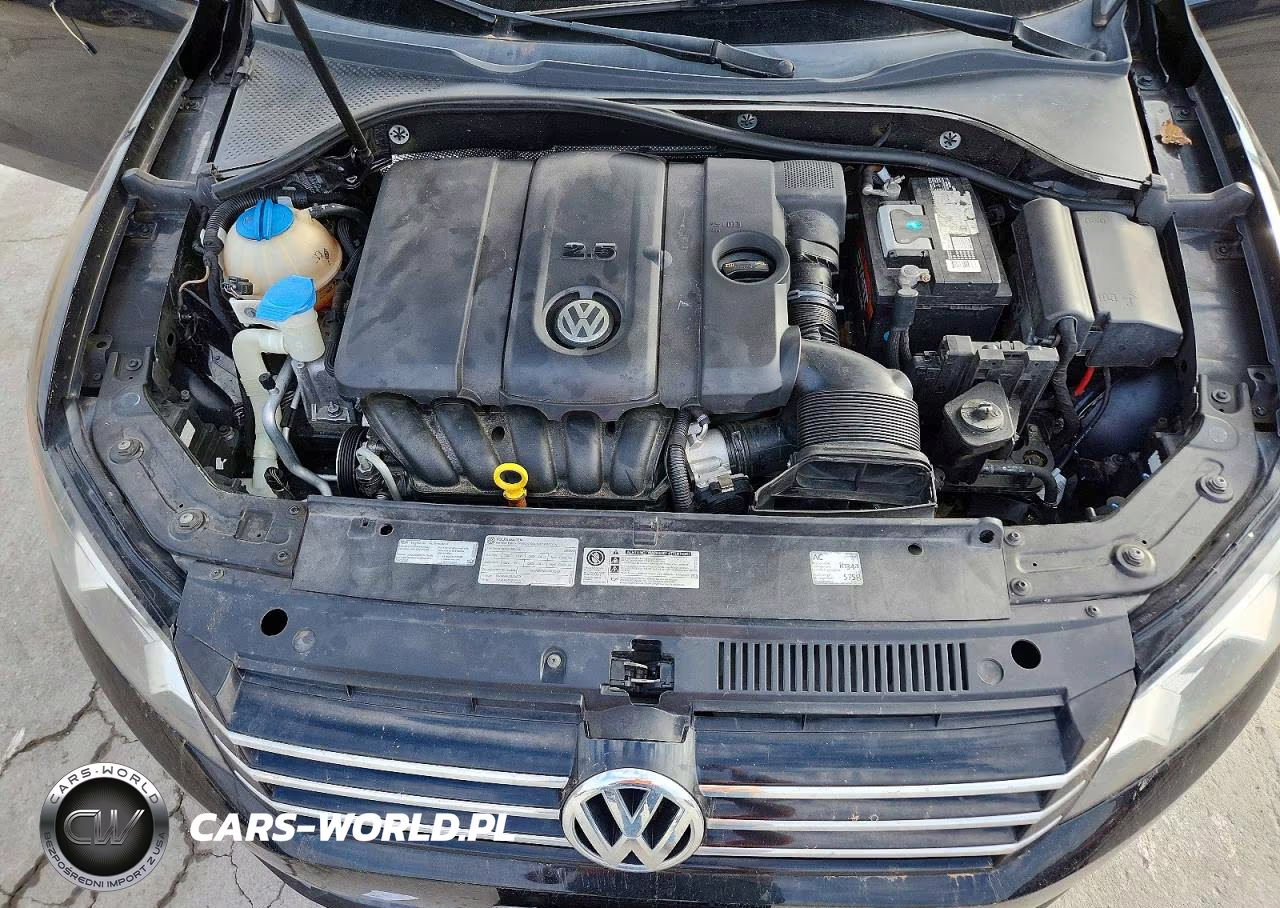 2013 Volkswagen Passat S VIN:1VWAP7A38DC145726 - 11