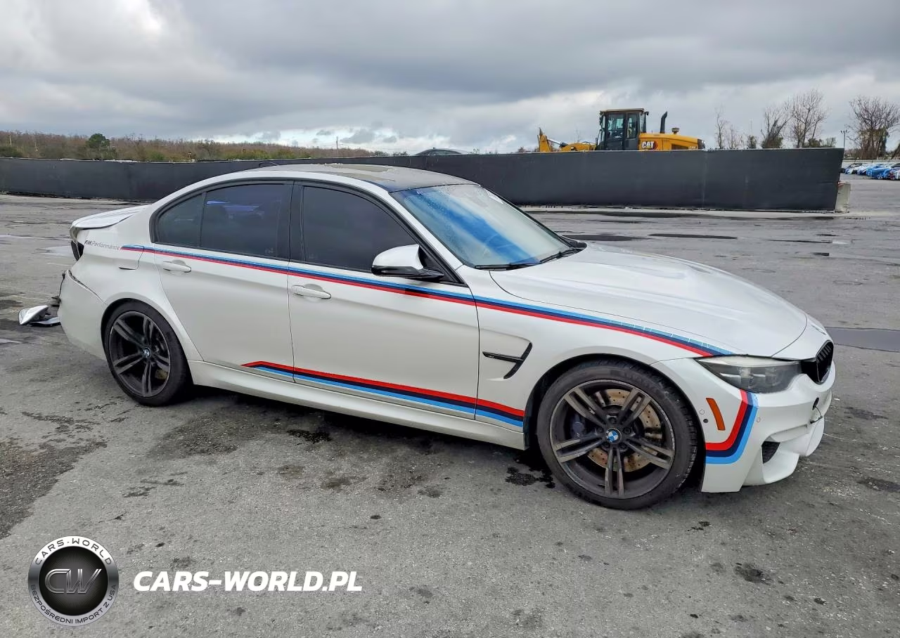 2018 BMW M3 VIN:WBS8M9C5XJ5L72025 - 4