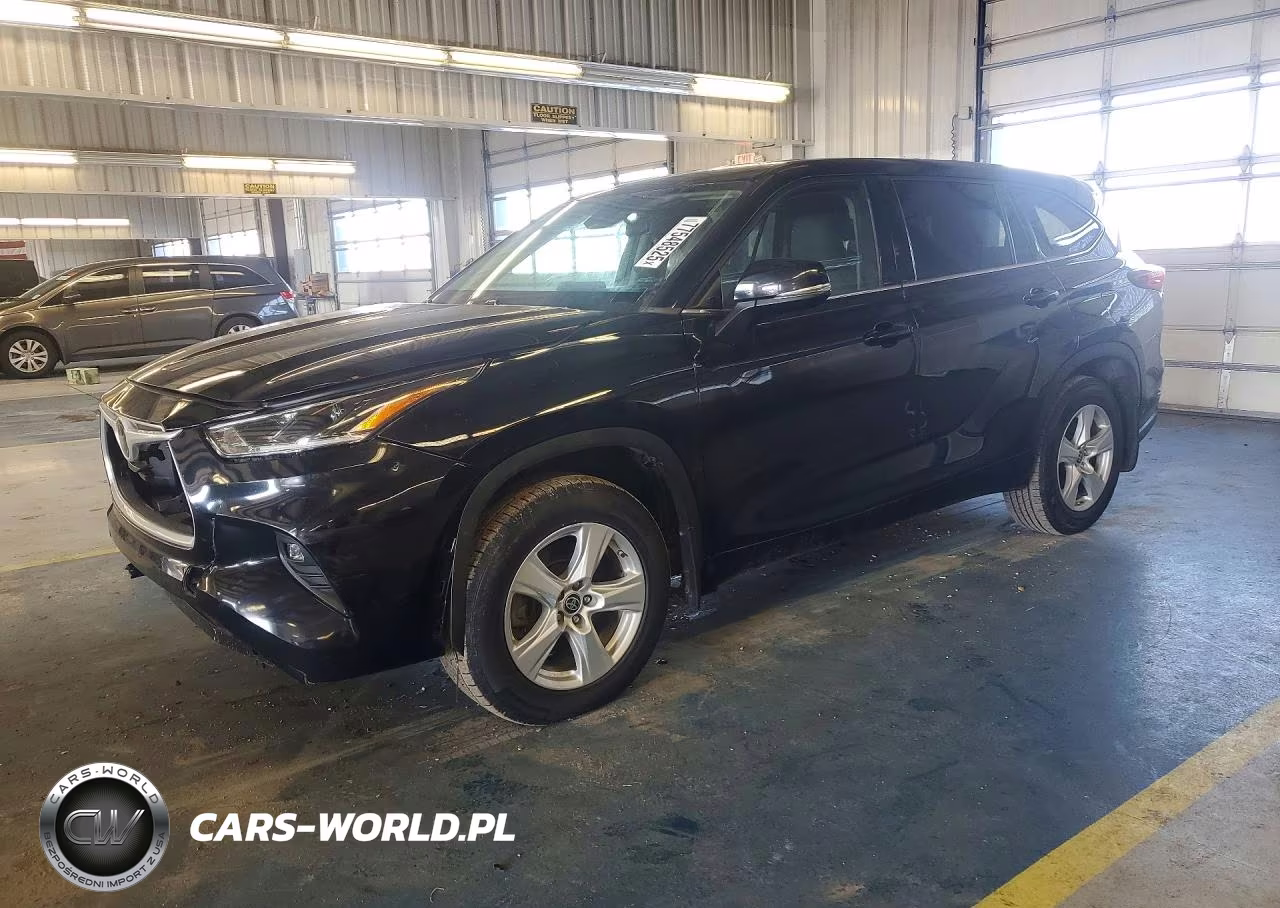 2021 Toyota Highlander Le