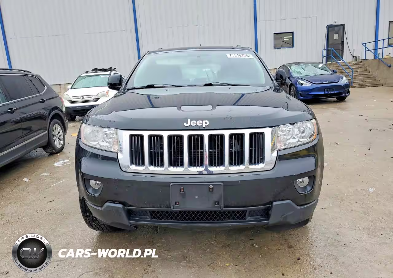 2013 Jeep Grand Cherokee Laredo VIN:1C4RJFAG0DC629877 - 5