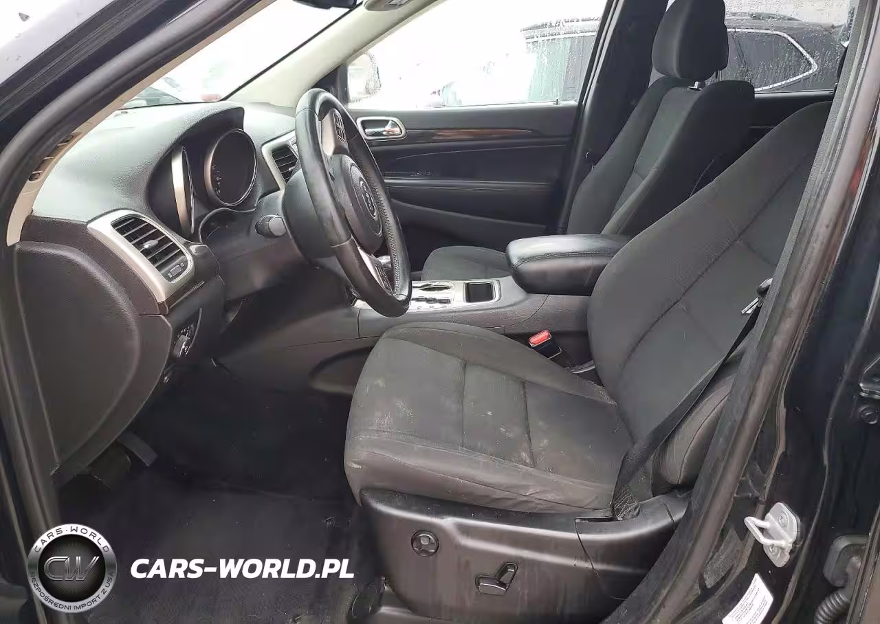 2013 Jeep Grand Cherokee Laredo VIN:1C4RJFAG0DC629877 - 7