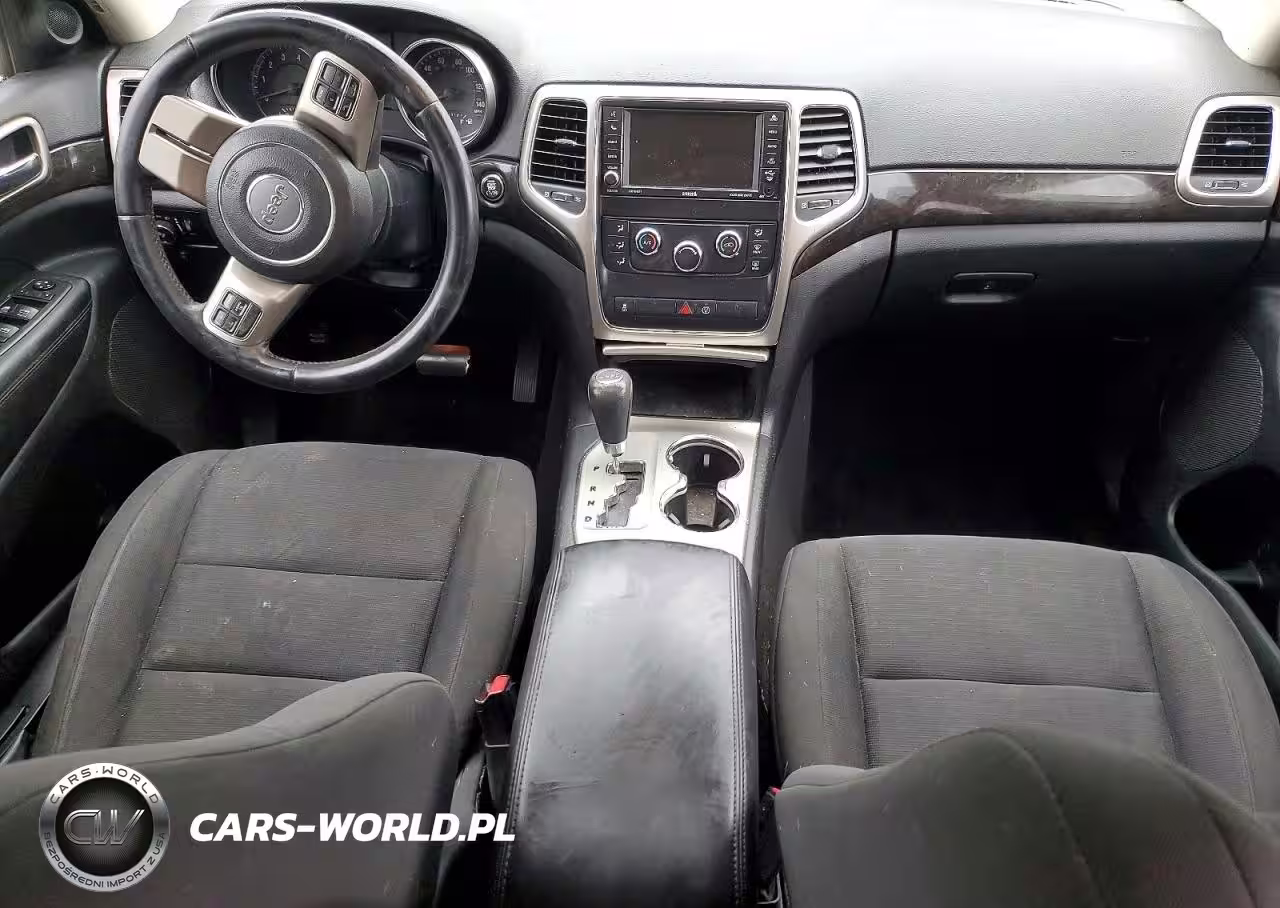 2013 Jeep Grand Cherokee Laredo VIN:1C4RJFAG0DC629877 - 8