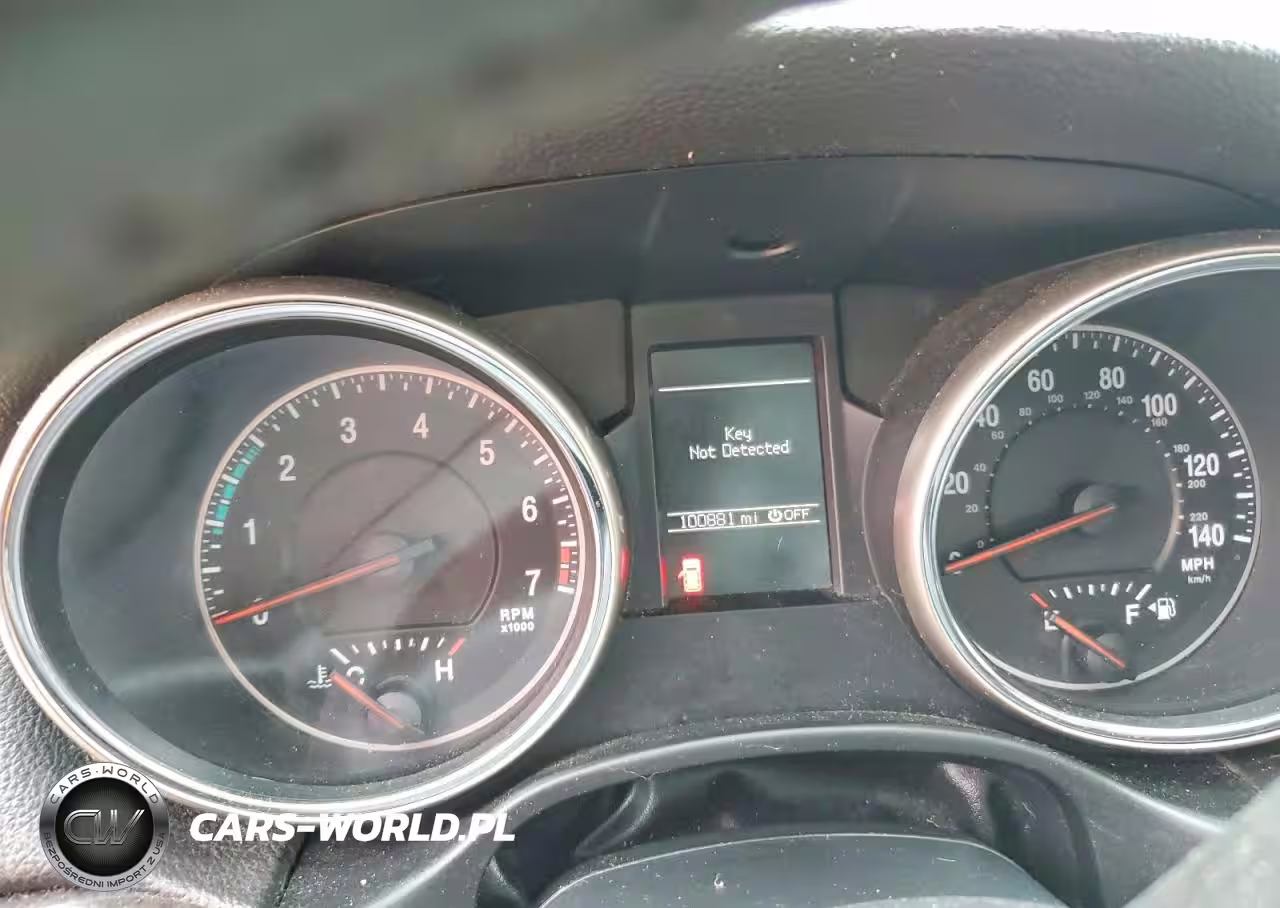 2013 Jeep Grand Cherokee Laredo VIN:1C4RJFAG0DC629877 - 9