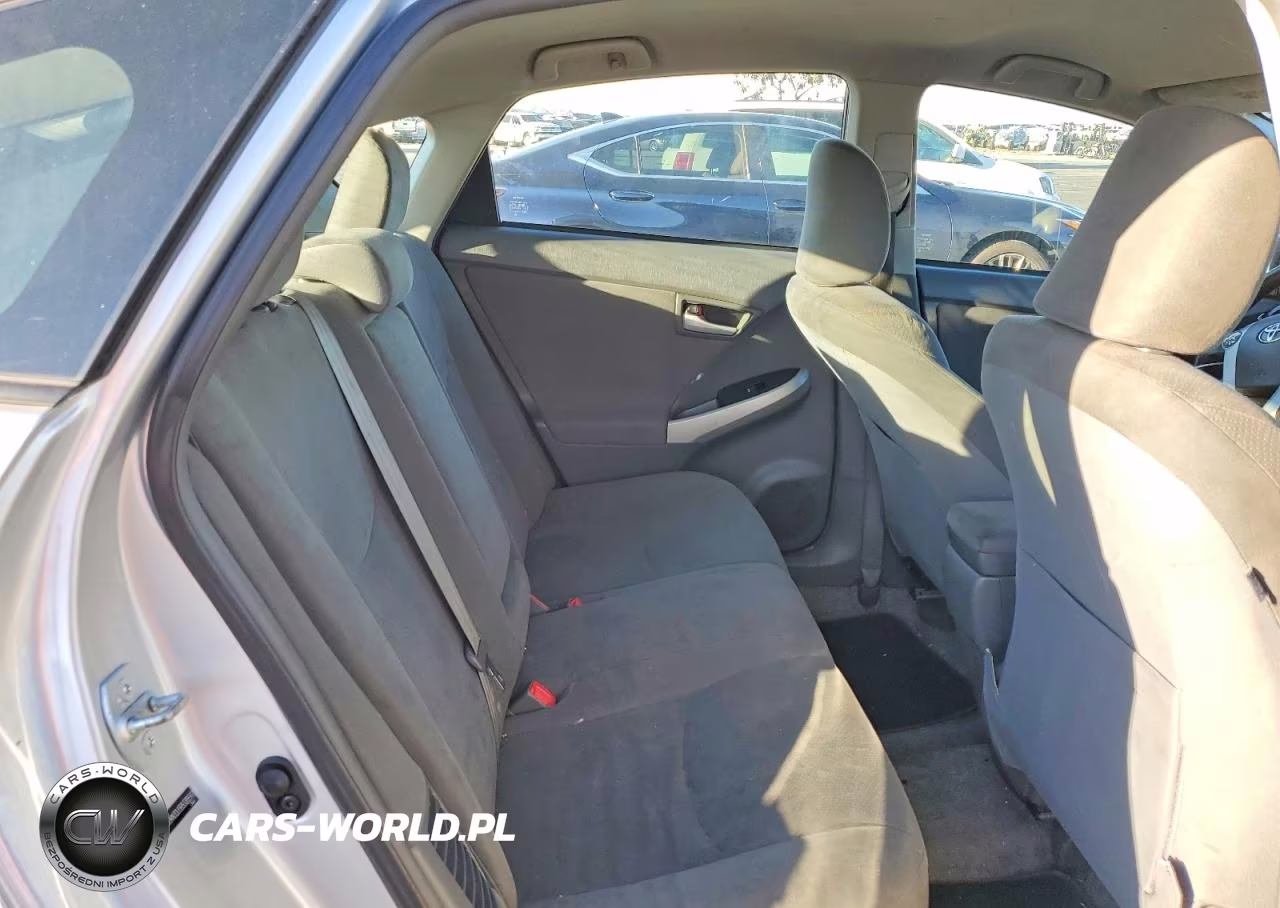 2011 Toyota Prius VIN:JTDKN3DU5B5335592 - 10