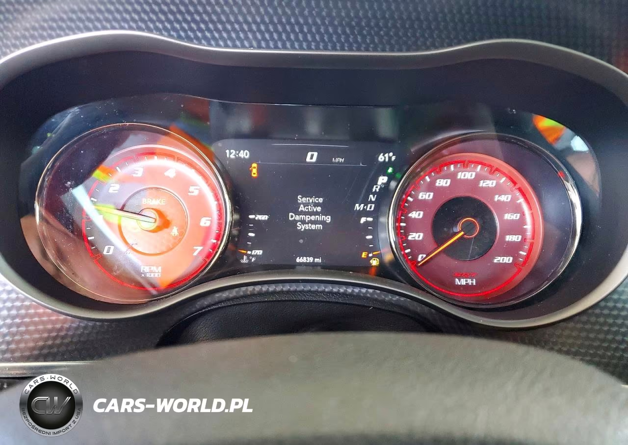 2019 Dodge Charger VIN:2C3CDXL93KH522404 - 9
