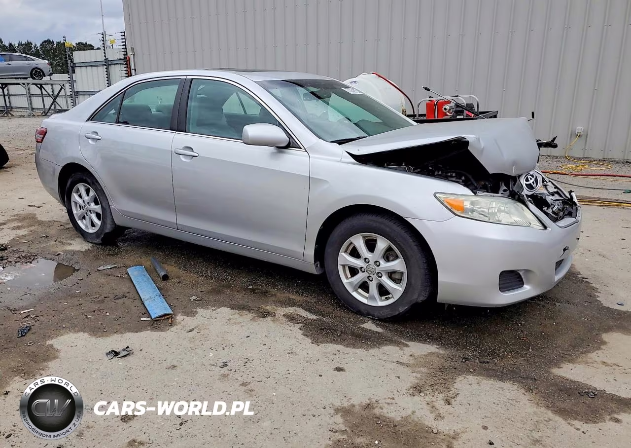2010 Toyota Camry Le VIN:4T1BF3EK9AU080746 - 4