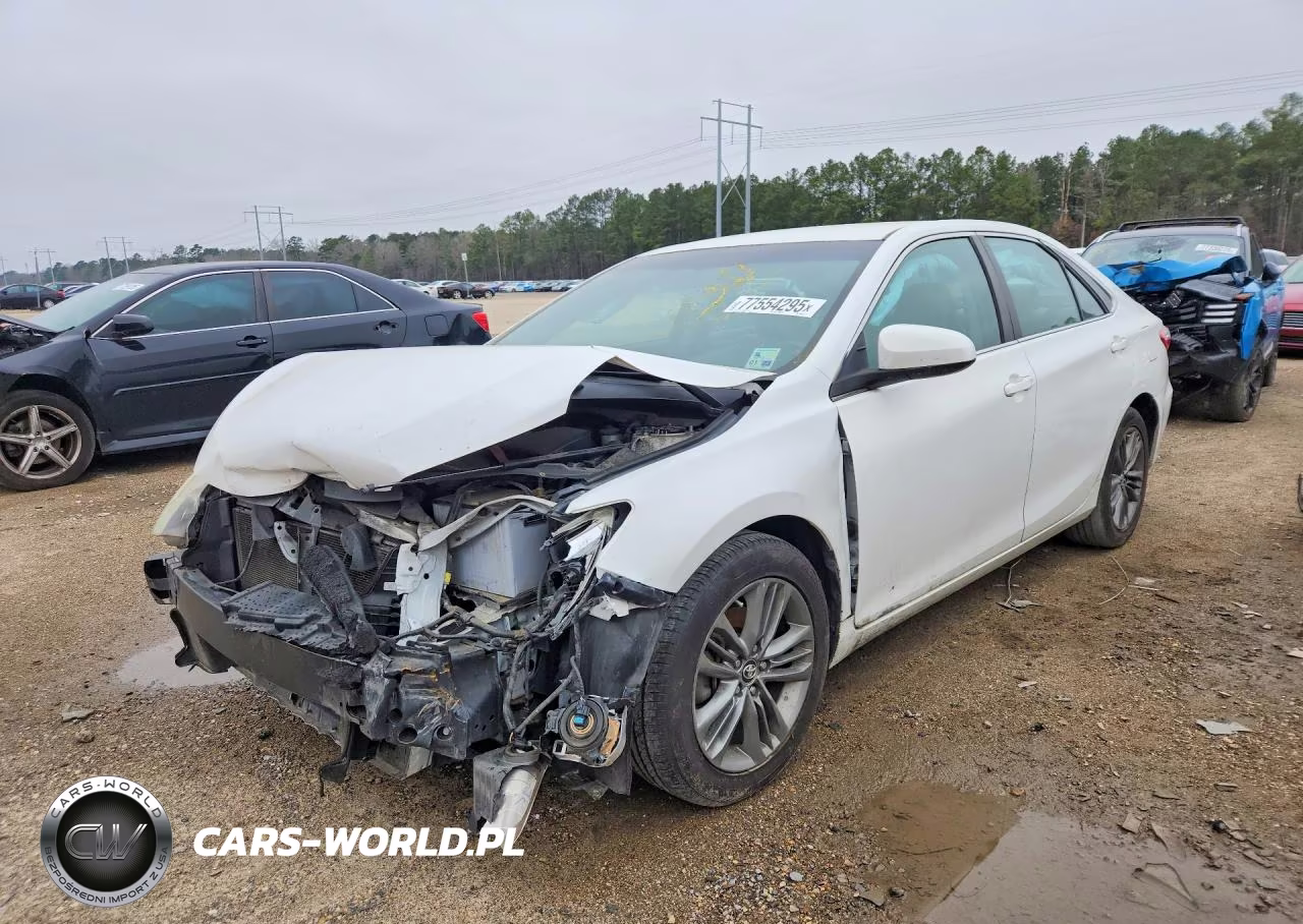 2017 Toyota Camry Le – zdjęcie 1 z 13